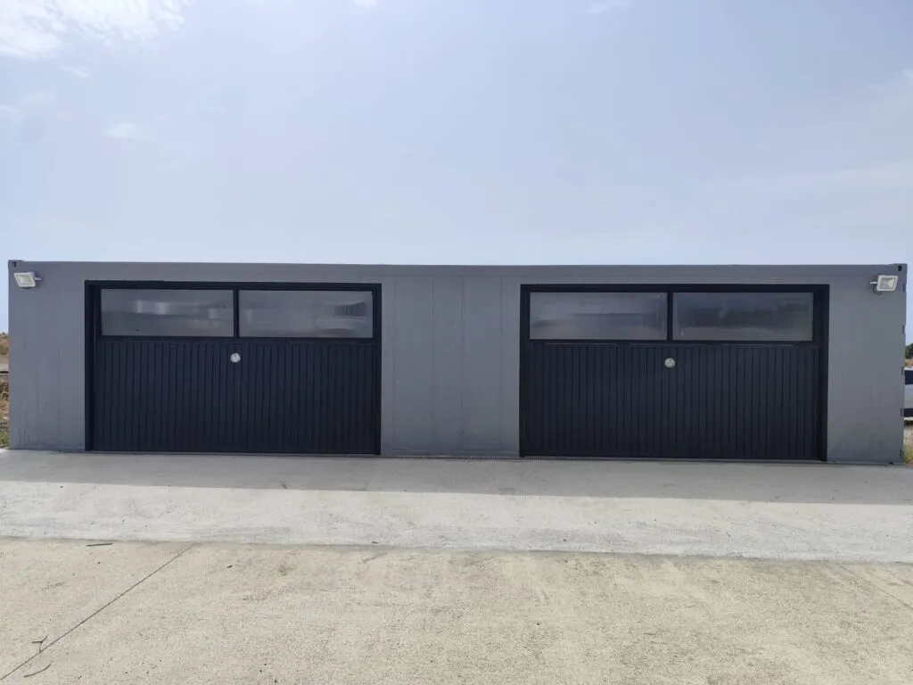 Nuevo box profesional Circuit Calafat